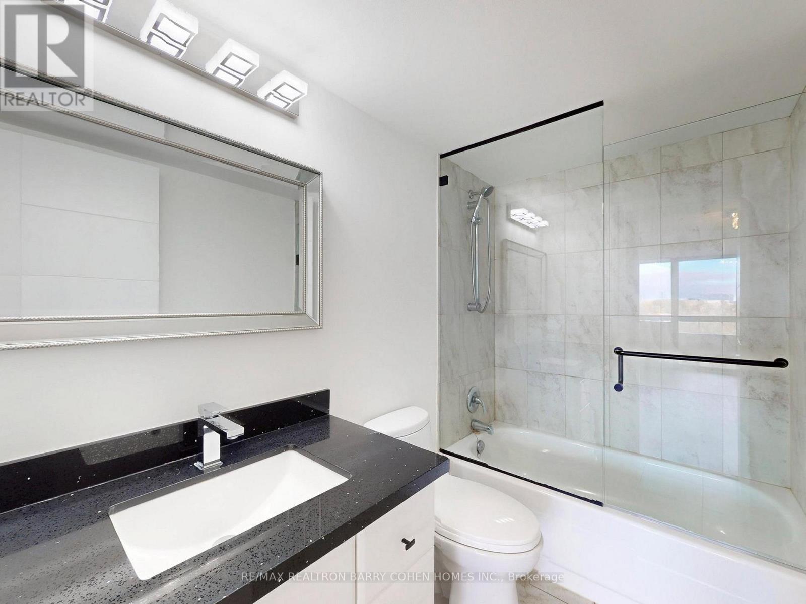 705 - 8111 Yonge Street, Markham, Ontario  L3T 4V9 - Photo 12 - N12555614