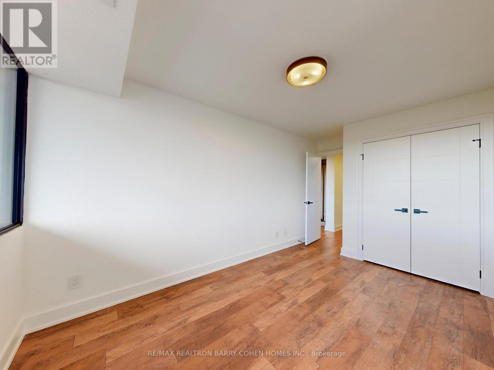 705 - 8111 Yonge Street, Markham, Ontario  L3T 4V9 - Photo 13 - N12555614