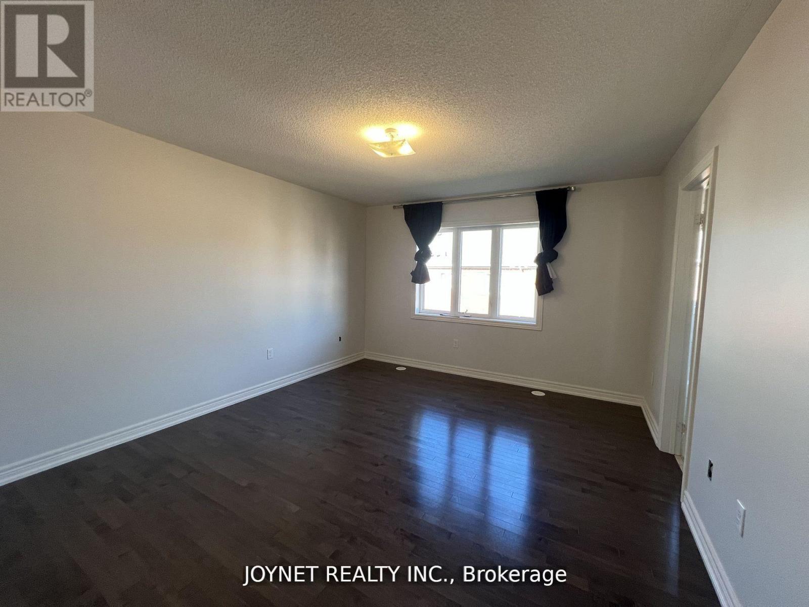 85 Roy Grove Way, Markham, Ontario  L6E 0T7 - Photo 11 - N12555656