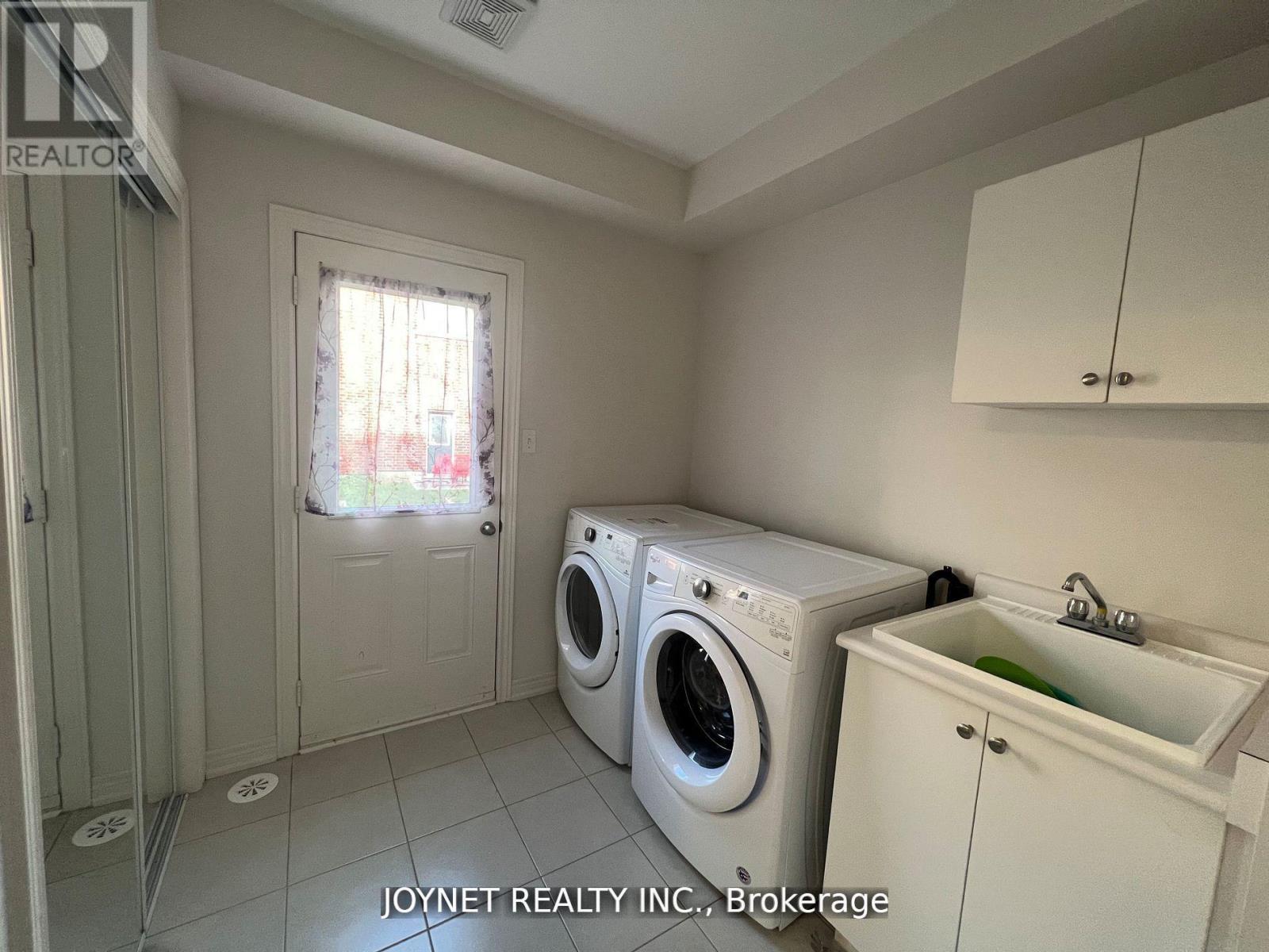 85 Roy Grove Way, Markham, Ontario  L6E 0T7 - Photo 21 - N12555656