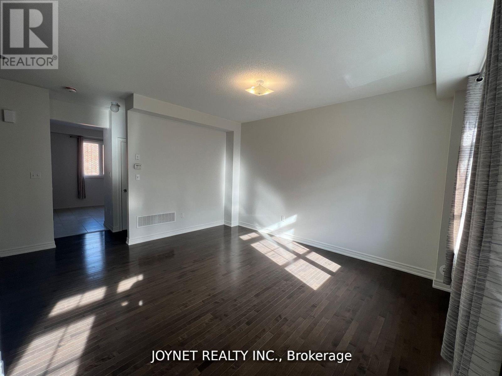 85 Roy Grove Way, Markham, Ontario  L6E 0T7 - Photo 5 - N12555656