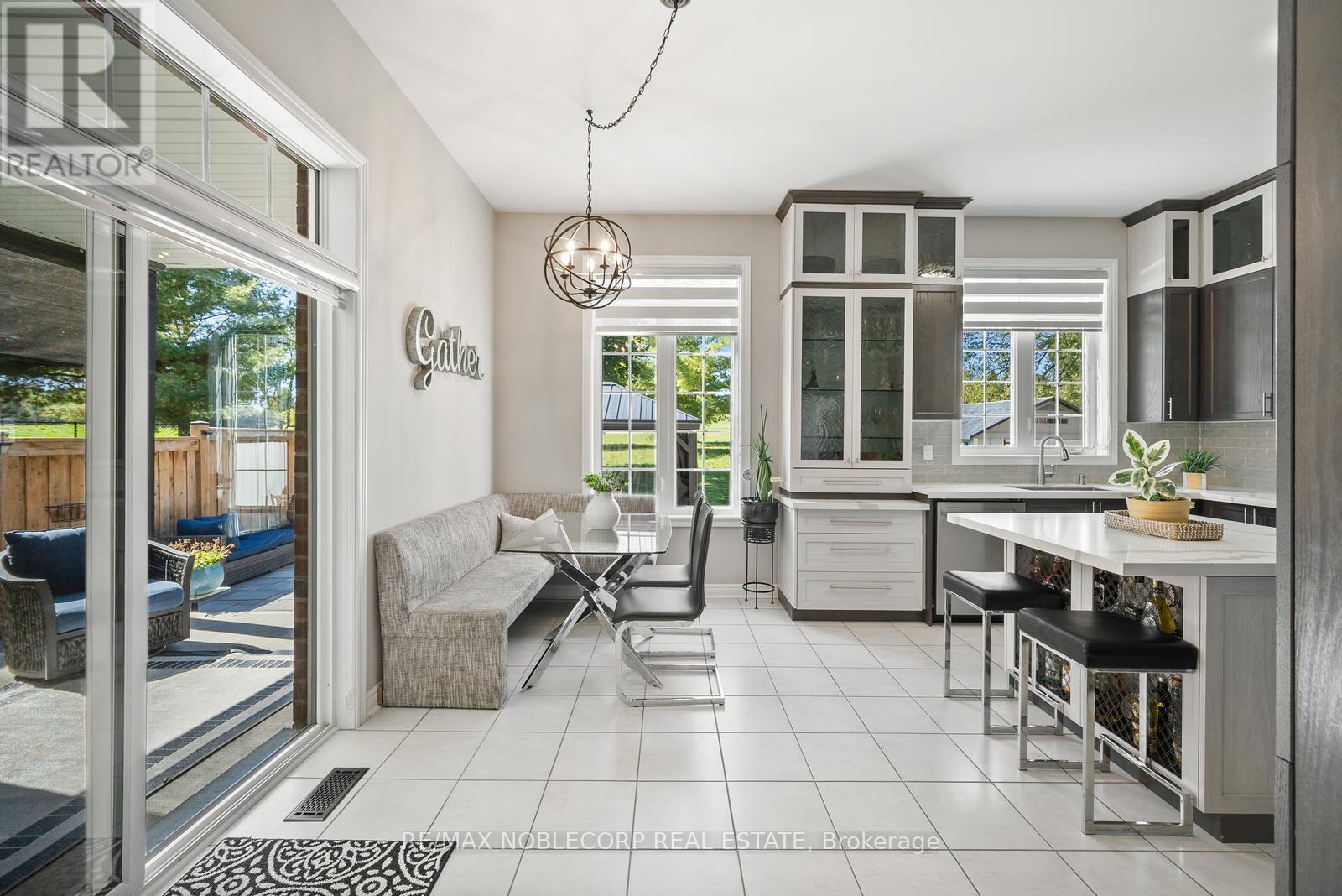 68 Inverness Way, Bradford West Gwillimbury, Ontario  L3Z 0W5 - Photo 15 - N12555744