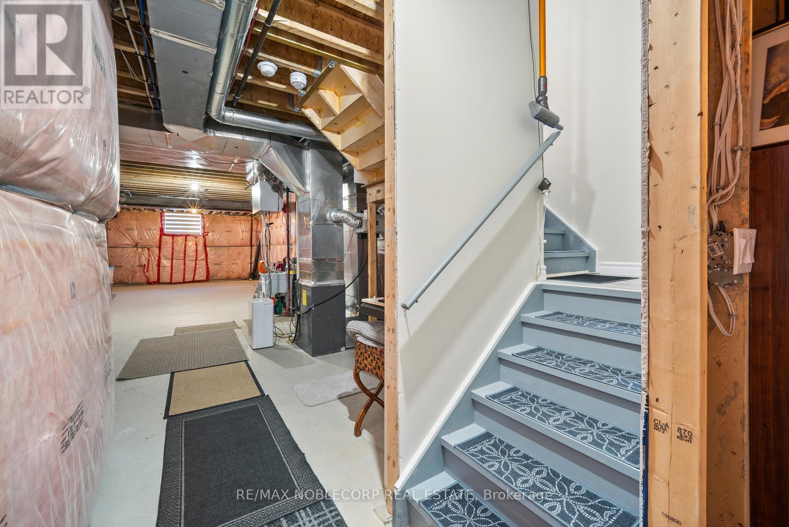 68 Inverness Way, Bradford West Gwillimbury, Ontario  L3Z 0W5 - Photo 36 - N12555744