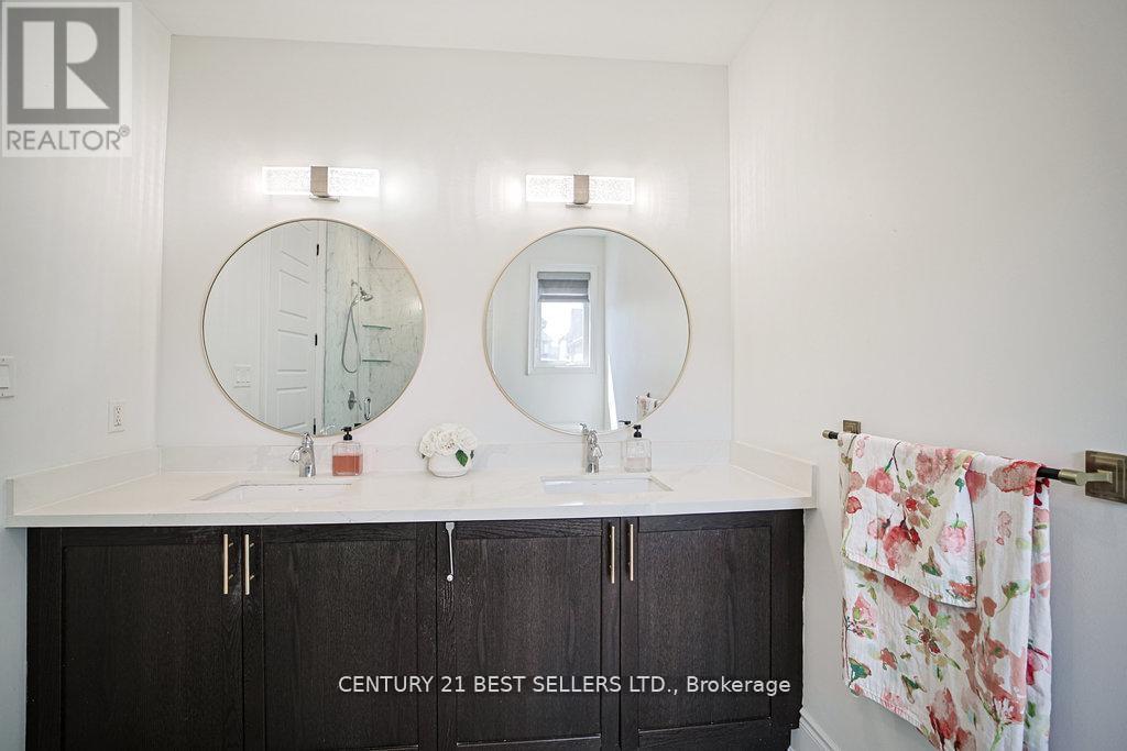 5 Wood Crescent, Essa (Angus), Ontario  L0M 1B5 - Photo 25 - N12555804