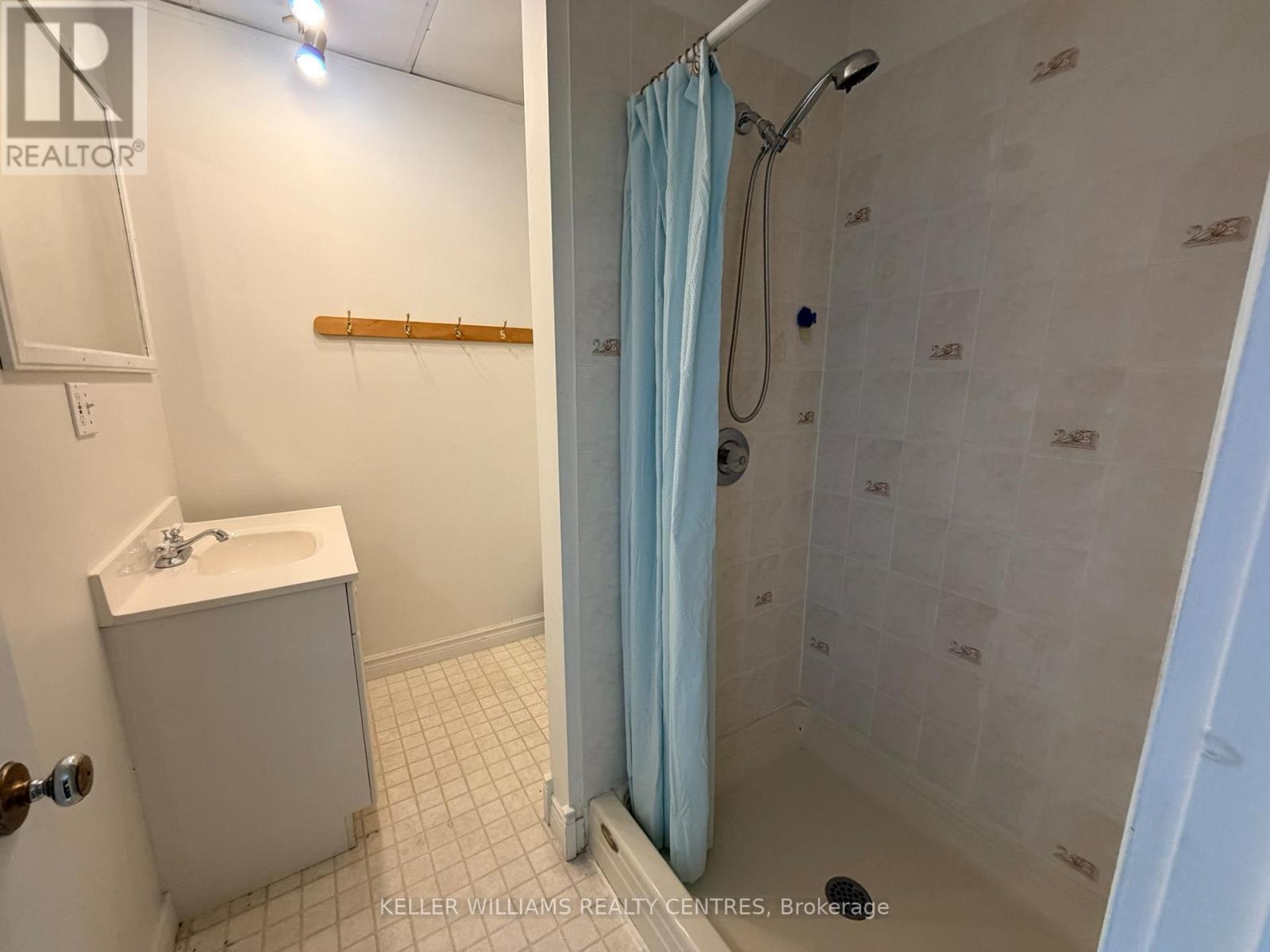 Unit C - 1 Simcoe Street, Penetanguishene, Ontario  L9M 1V2 - Photo 27 - S12555766