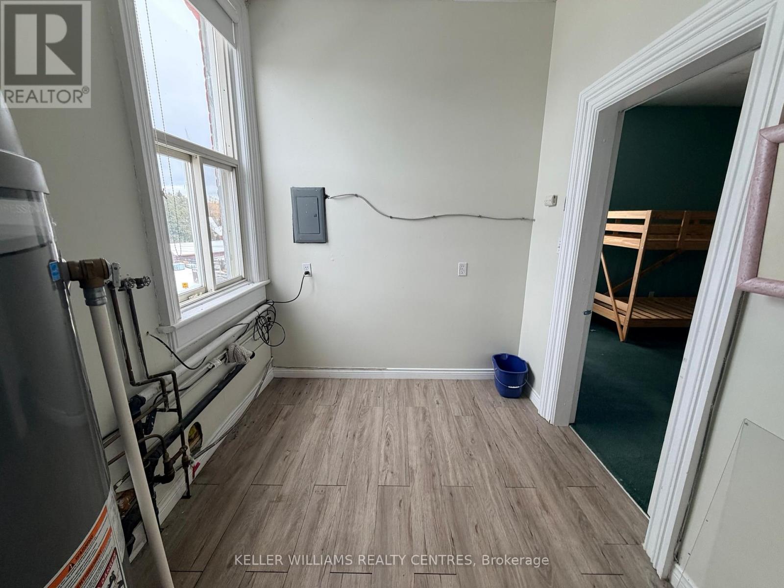 Unit C - 1 Simcoe Street, Penetanguishene, Ontario  L9M 1V2 - Photo 30 - S12555766