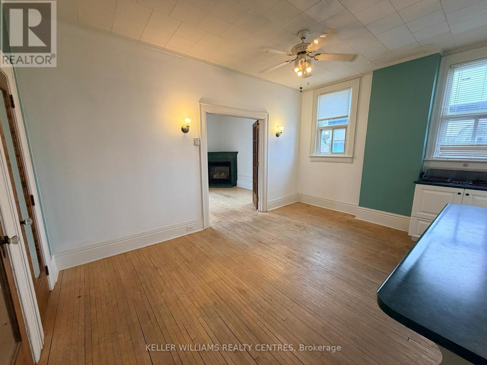 Unit C - 1 Simcoe Street, Penetanguishene, Ontario  L9M 1V2 - Photo 4 - S12555766