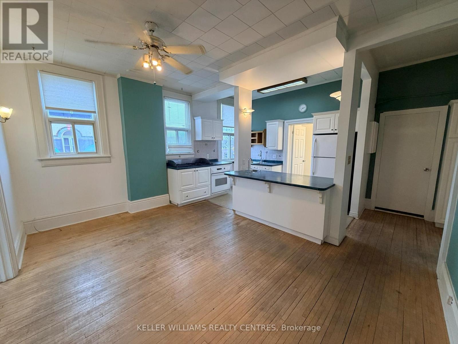 Unit C - 1 Simcoe Street, Penetanguishene, Ontario  L9M 1V2 - Photo 6 - S12555766