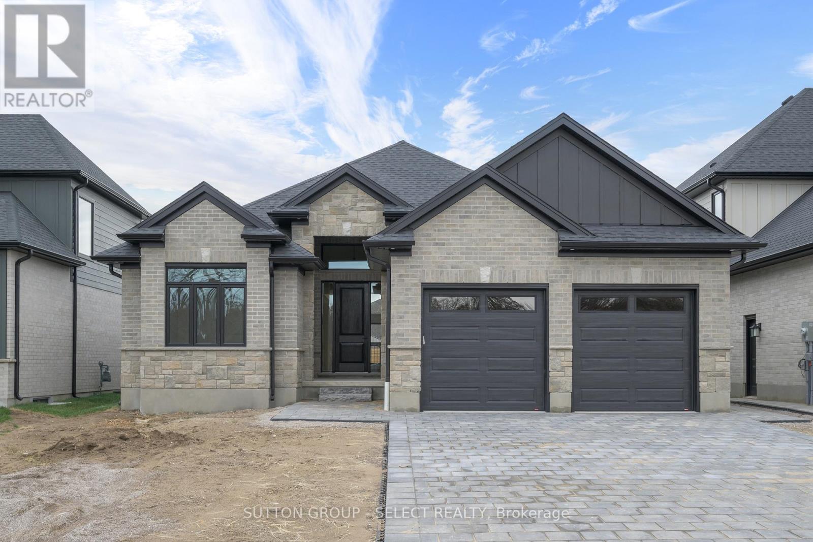 134 HARVEST LANE, Thames Centre, Ontario