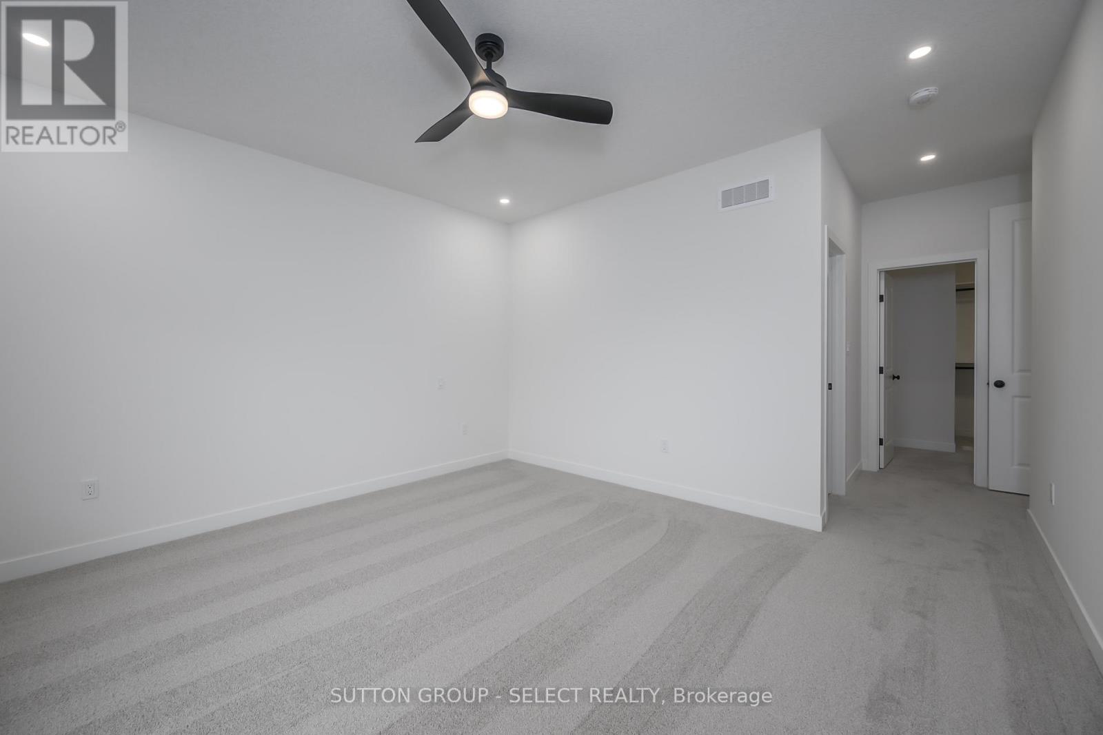 134 Harvest Lane, Thames Centre, Ontario  N0L 1G3 - Photo 19 - X12421126