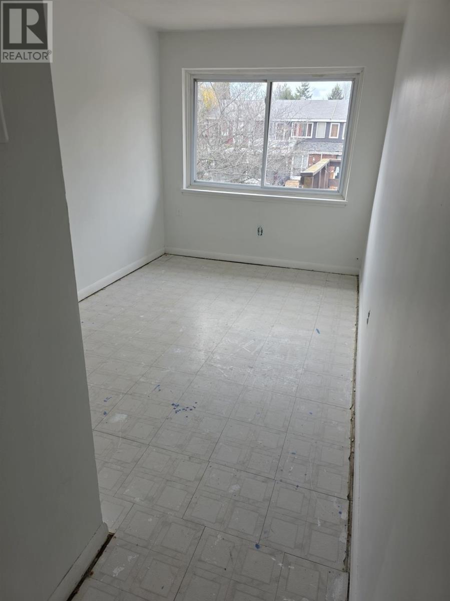 56 Ferguson Ave, Sault Ste. Marie, Ontario P6B 3J4 - Photo 4 - SM253292