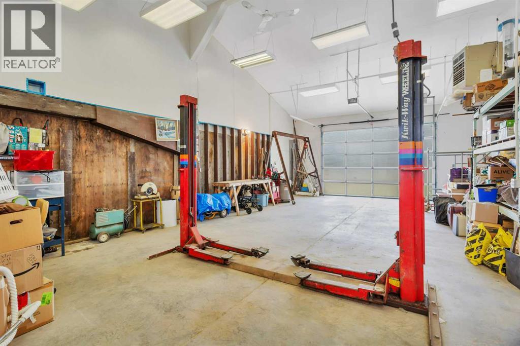 33235 Range Road 64, Rural Mountain View County, Alberta  T0M 1X0 - Photo 47 - A2223791