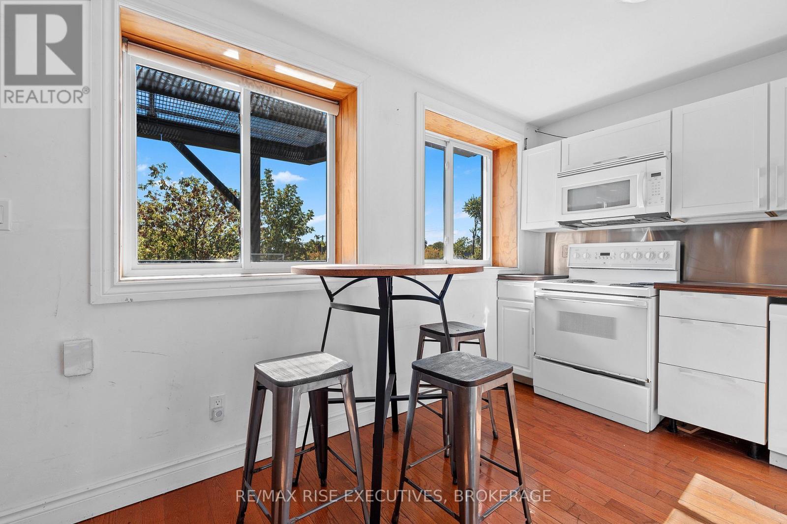 682 Princess Street, Kingston, Ontario  K7L 1E7 - Photo 6 - X12555856