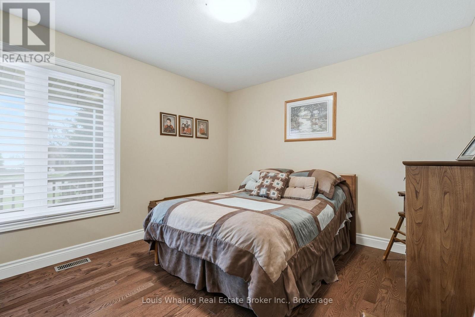 405 2nd Street S, Hanover, Ontario  N4N 3T9 - Photo 14 - X12555818