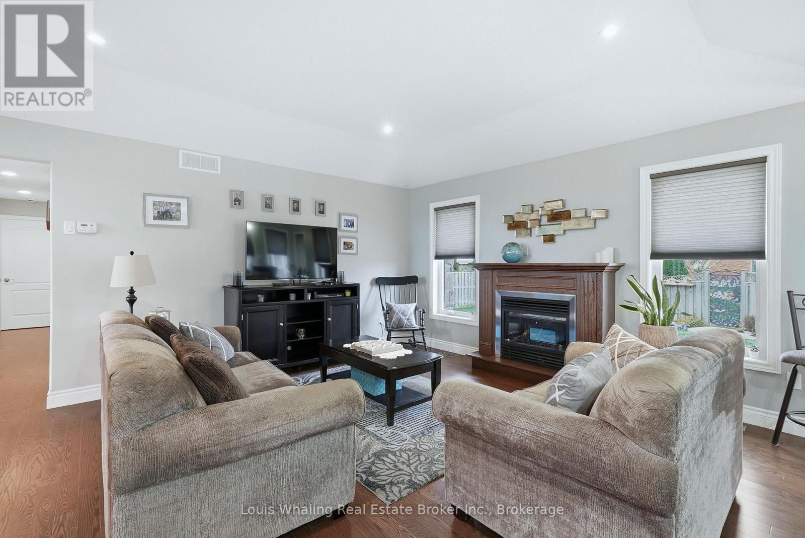 405 2nd Street S, Hanover, Ontario  N4N 3T9 - Photo 5 - X12555818