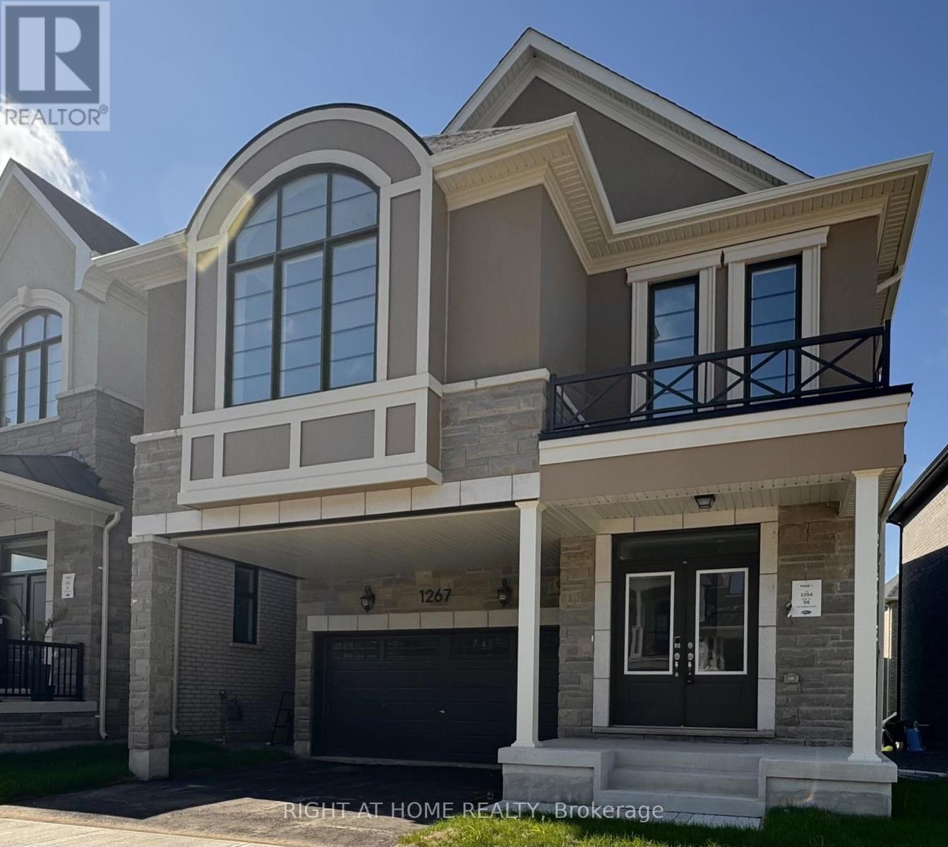 1267 Temperance Crescent, Milton, Ontario  L9T 6J2 - Photo 2 - W12555644