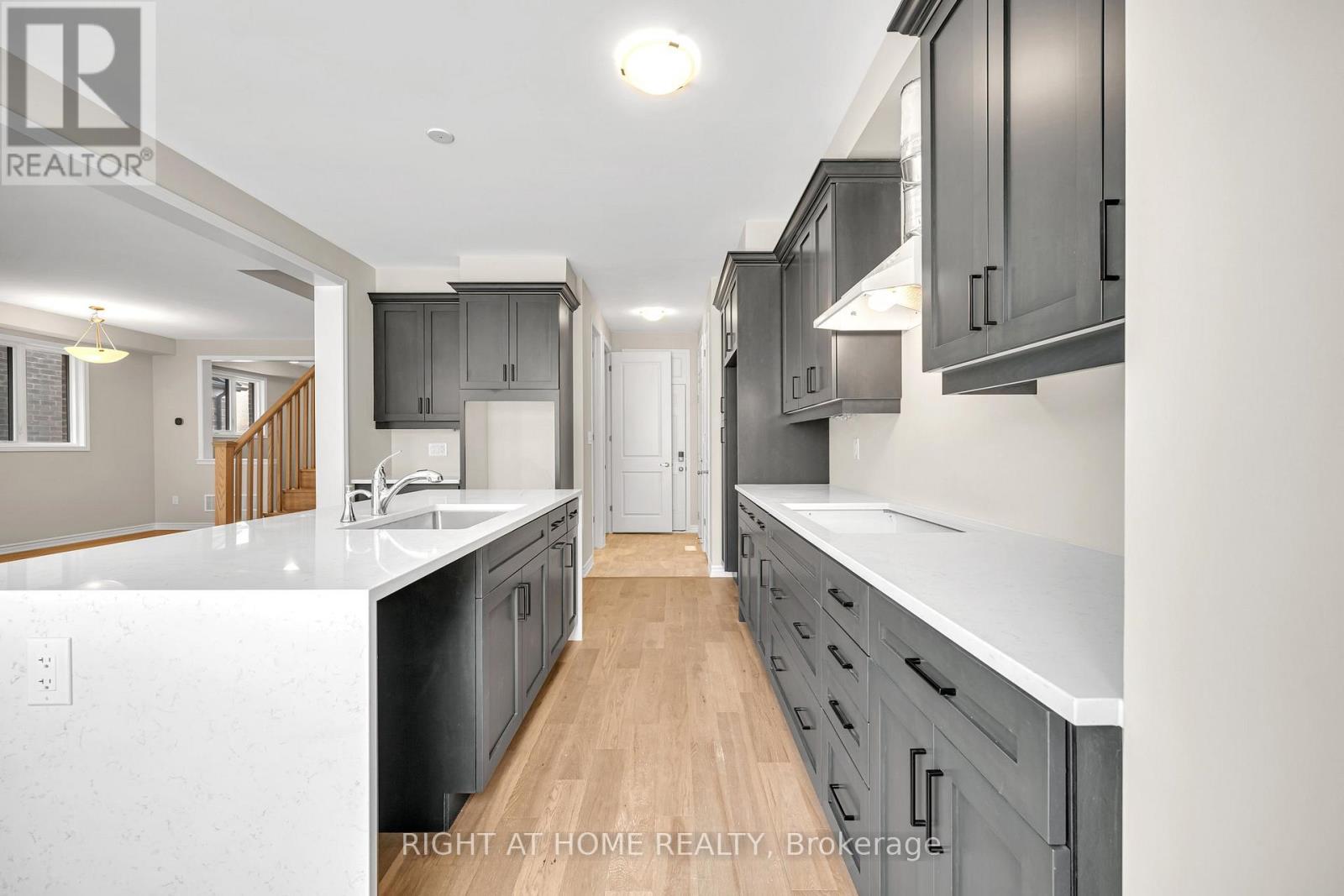 1267 Temperance Crescent, Milton, Ontario  L9T 6J2 - Photo 21 - W12555644