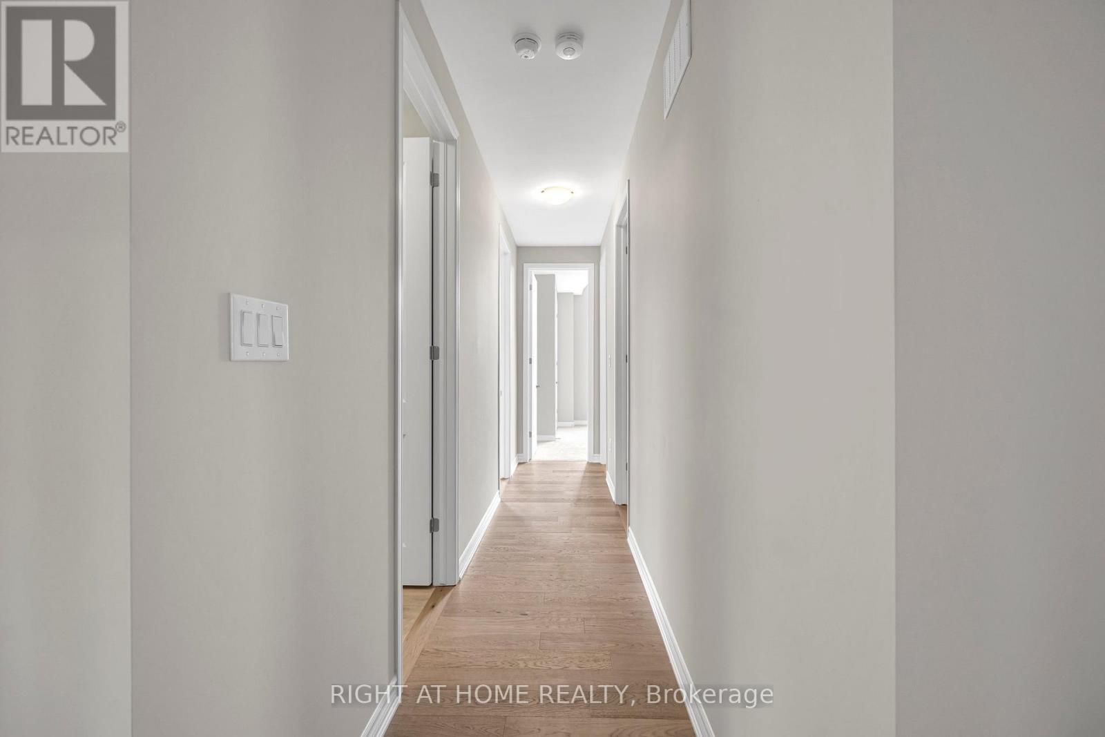 1267 Temperance Crescent, Milton, Ontario  L9T 6J2 - Photo 31 - W12555644