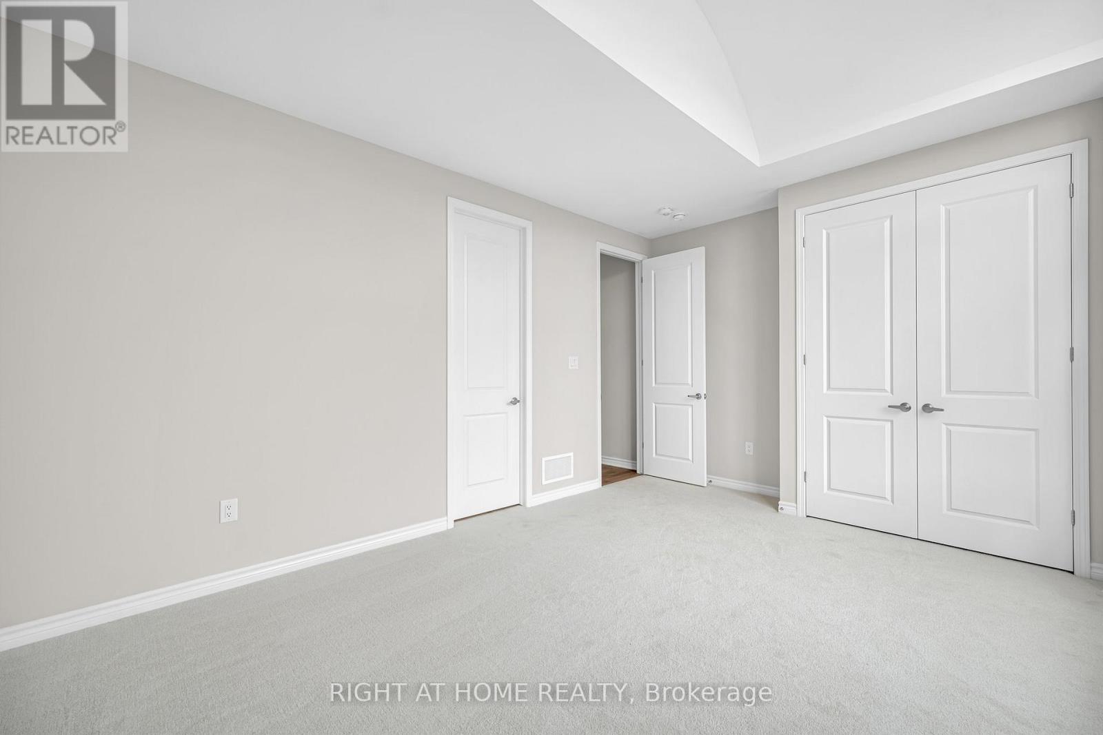 1267 Temperance Crescent, Milton, Ontario  L9T 6J2 - Photo 40 - W12555644