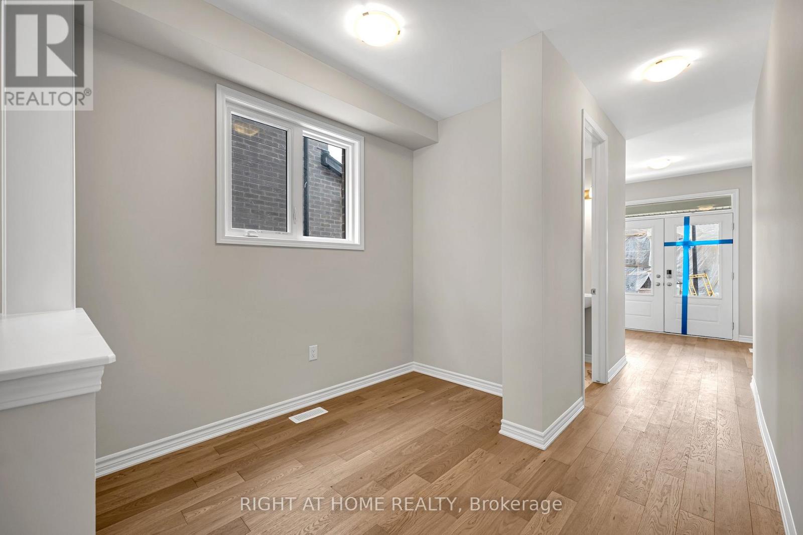 1267 Temperance Crescent, Milton, Ontario  L9T 6J2 - Photo 9 - W12555644