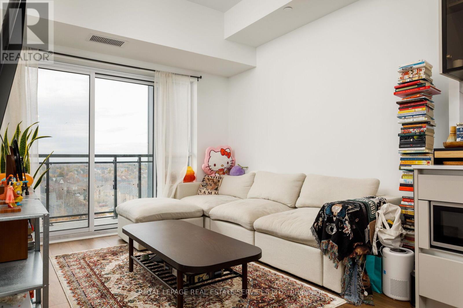 713 - 395 Dundas Street W, Oakville, Ontario  L6M 5R8 - Photo 11 - W12555684