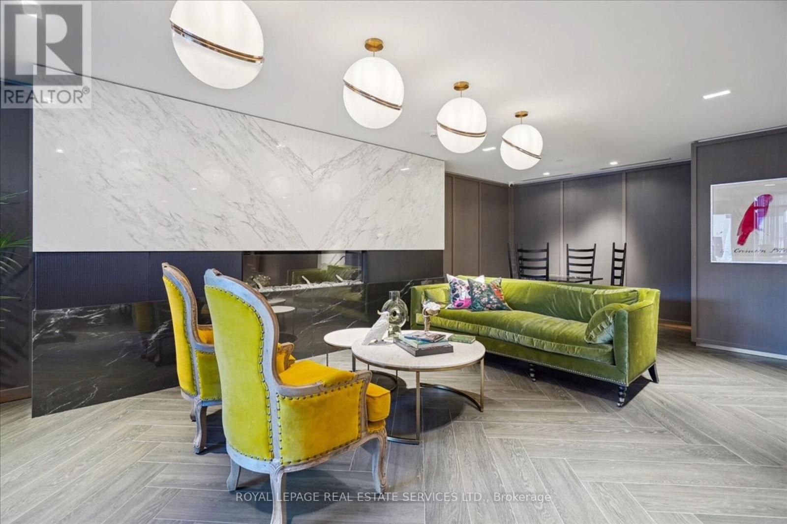 713 - 395 Dundas Street W, Oakville, Ontario  L6M 5R8 - Photo 33 - W12555684