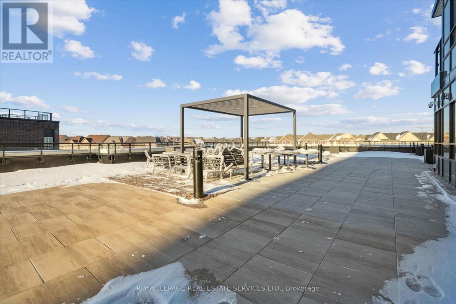 713 - 395 Dundas Street W, Oakville, Ontario  L6M 5R8 - Photo 38 - W12555684