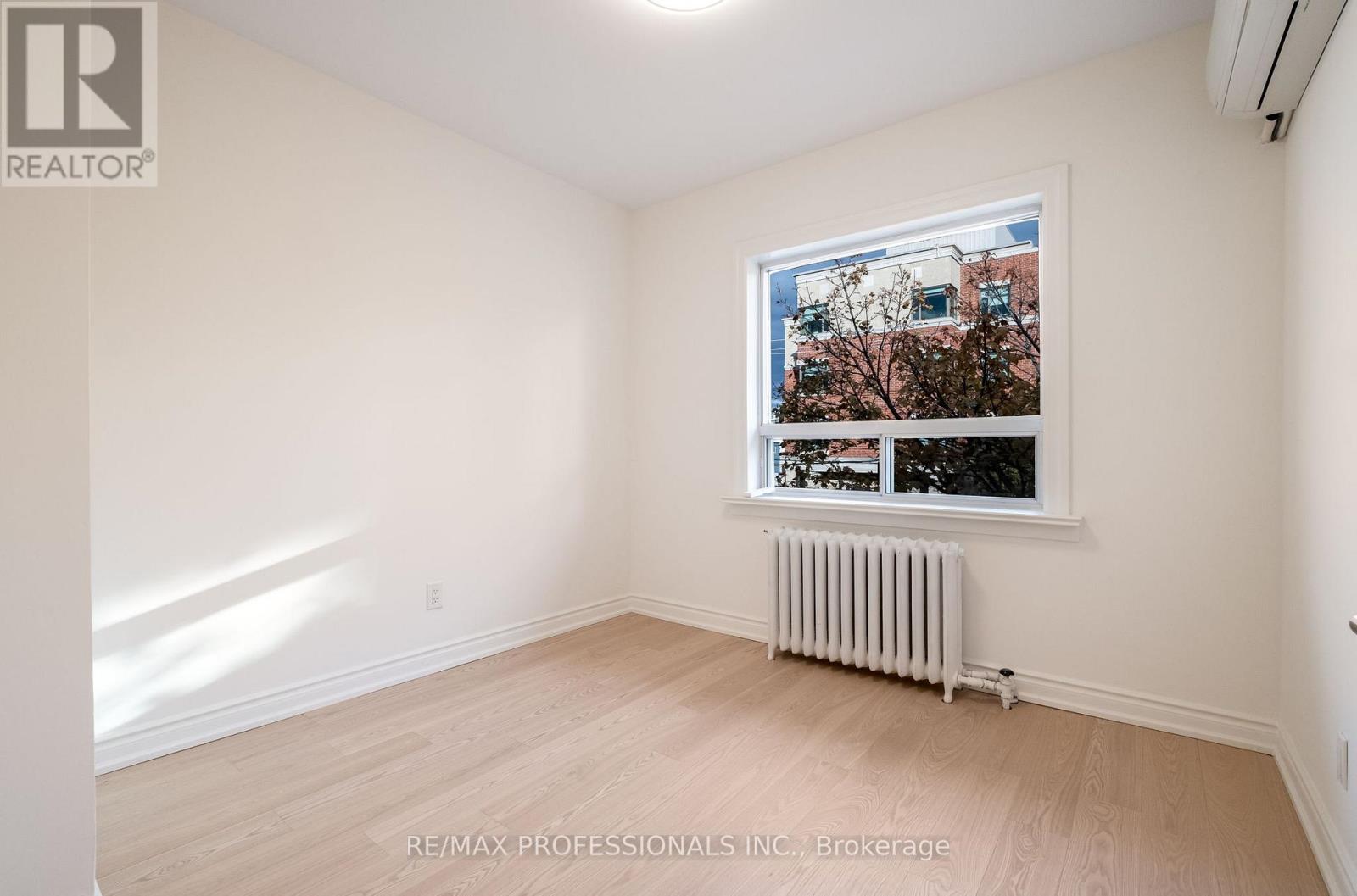 636 Runnymede Road, Toronto, Ontario  M6S 3A2 - Photo 22 - W12555692