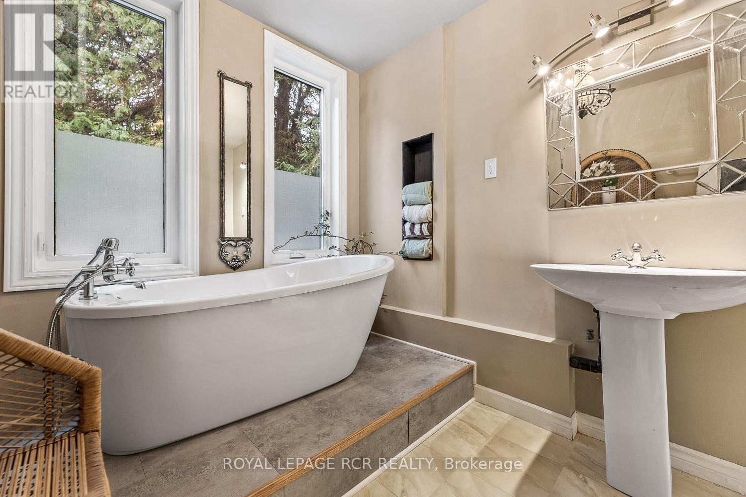 897 Caledon East Garafraxa Townline, Caledon, Ontario  L9W 7H4 - Photo 14 - W12555740