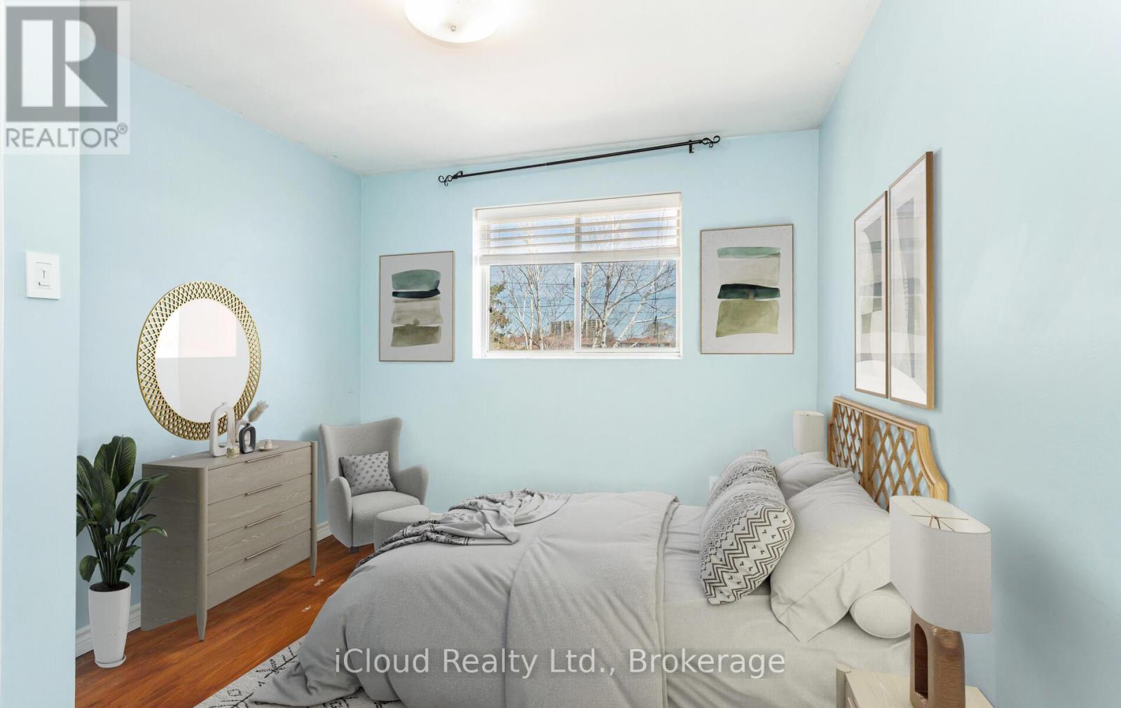 95 Willowridge Road, Toronto, Ontario  M9R 3Z5 - Photo 11 - W12555752