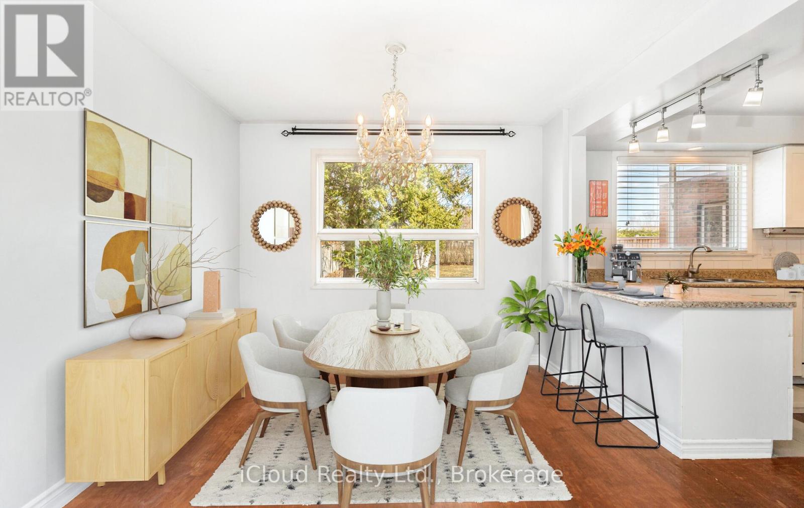 95 Willowridge Road, Toronto, Ontario  M9R 3Z5 - Photo 4 - W12555752