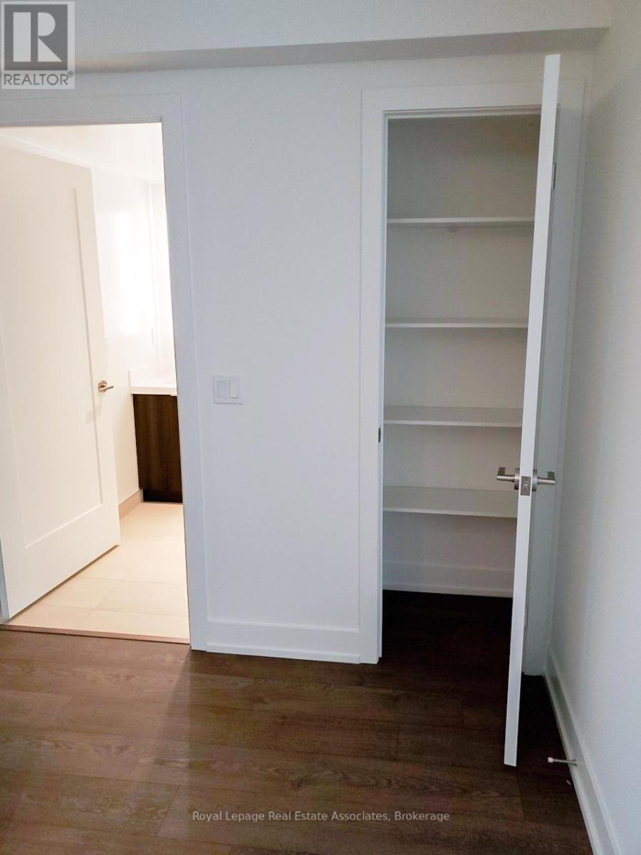 2836 - 5 Mabelle Avenue, Toronto, Ontario  M9A 0C8 - Photo 7 - W12555796