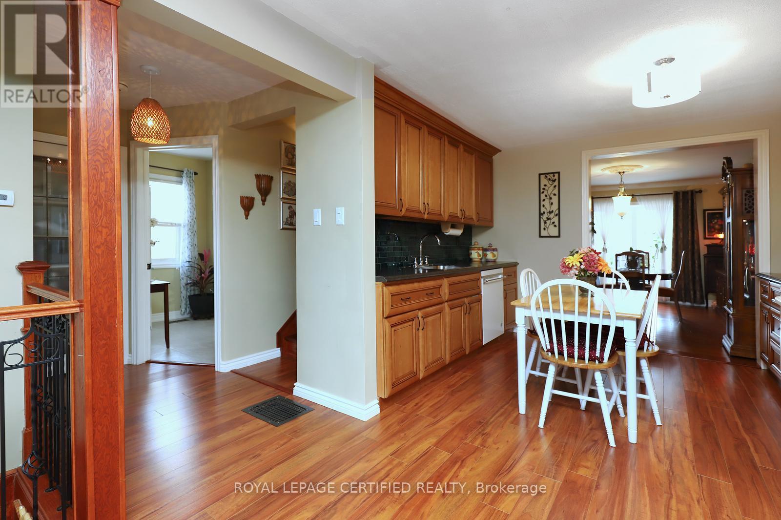 37 Jessie Street, Brampton, Ontario L6Y 1L5 - Photo 13 - W12555810