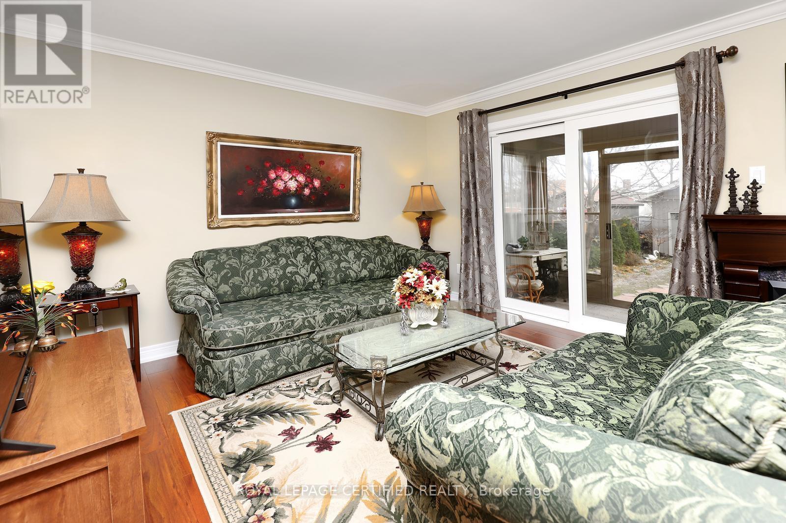 37 Jessie Street, Brampton, Ontario L6Y 1L5 - Photo 17 - W12555810