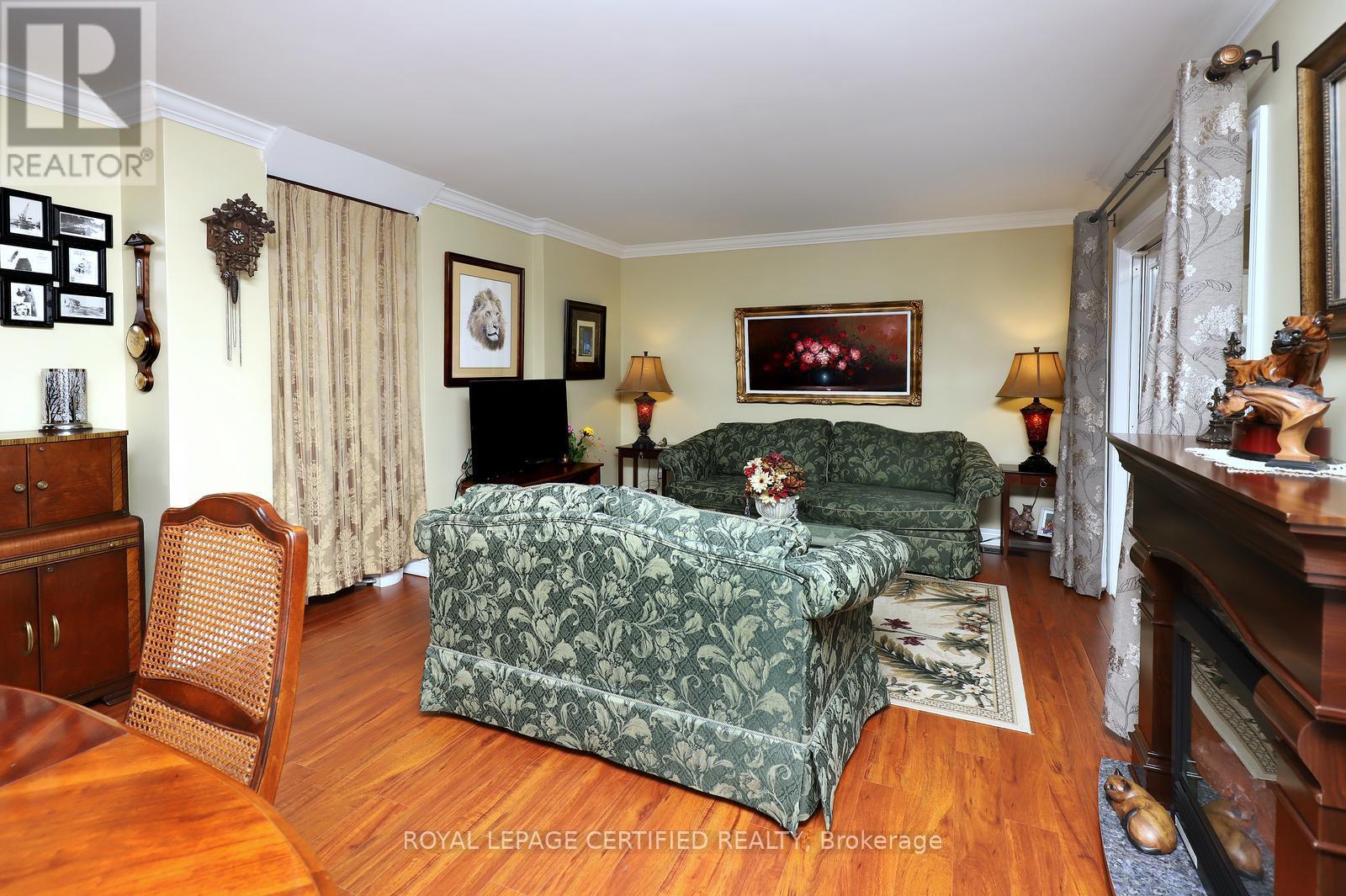 37 Jessie Street, Brampton, Ontario L6Y 1L5 - Photo 18 - W12555810