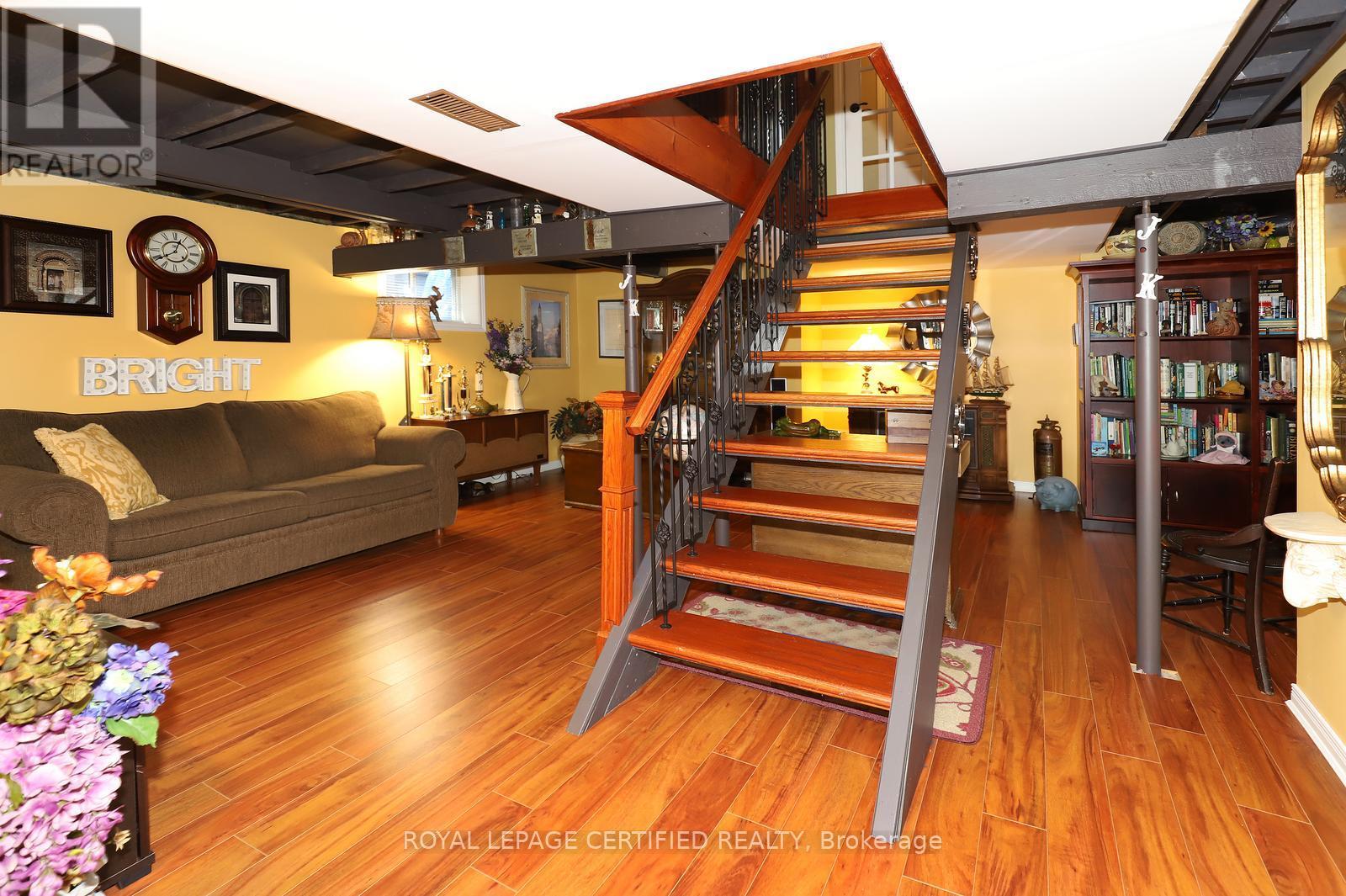 37 Jessie Street, Brampton, Ontario L6Y 1L5 - Photo 30 - W12555810