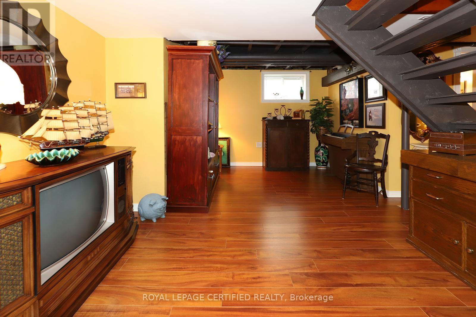 37 Jessie Street, Brampton, Ontario L6Y 1L5 - Photo 32 - W12555810