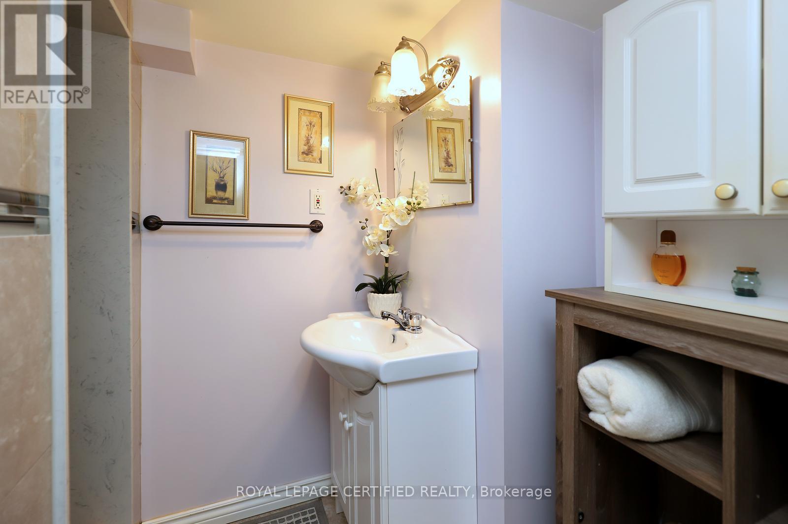 37 Jessie Street, Brampton, Ontario L6Y 1L5 - Photo 34 - W12555810