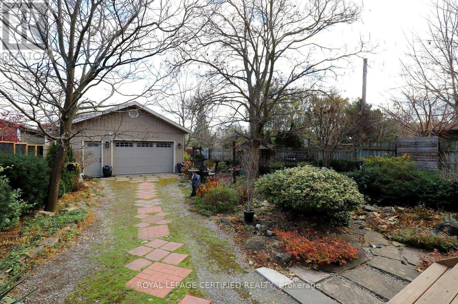 37 Jessie Street, Brampton, Ontario L6Y 1L5 - Photo 37 - W12555810