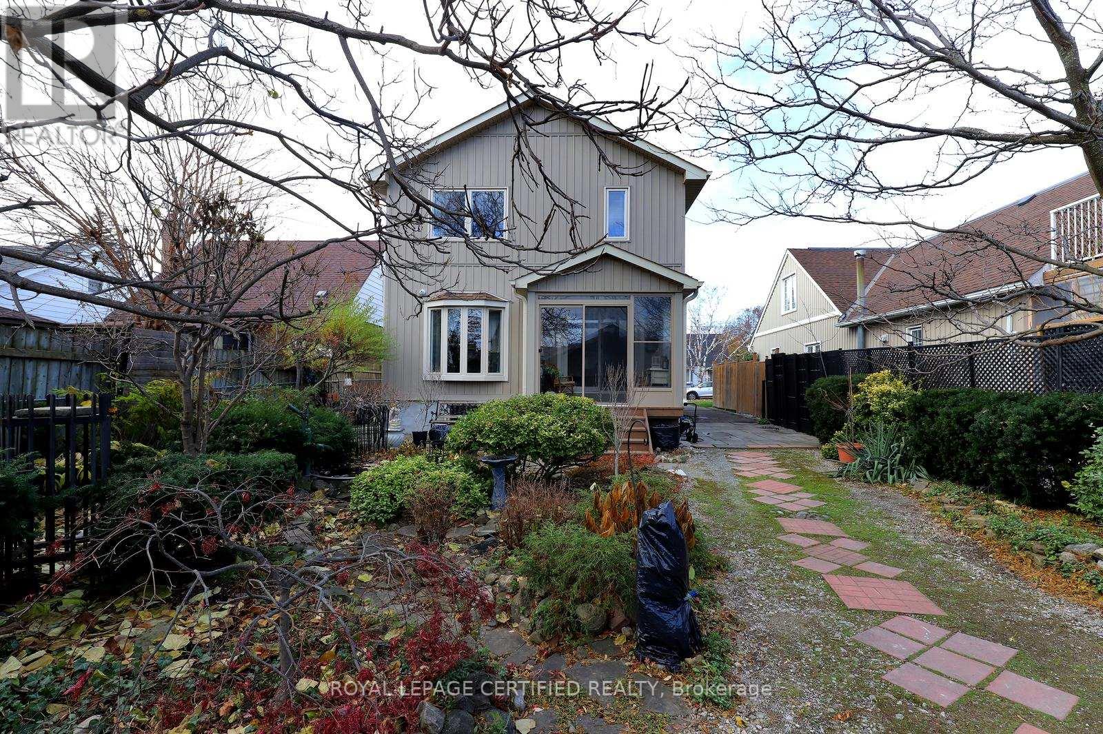 37 Jessie Street, Brampton, Ontario L6Y 1L5 - Photo 45 - W12555810