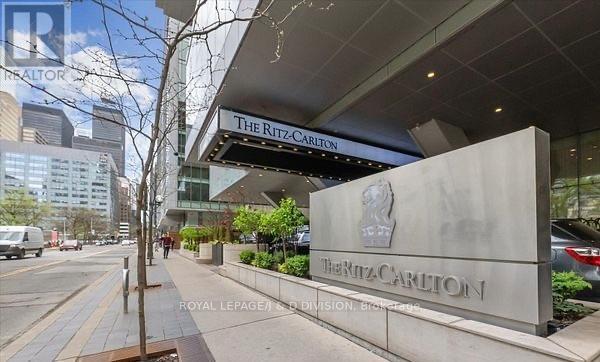 3405 - 183 WELLINGTON STREET W, Toronto, Ontario