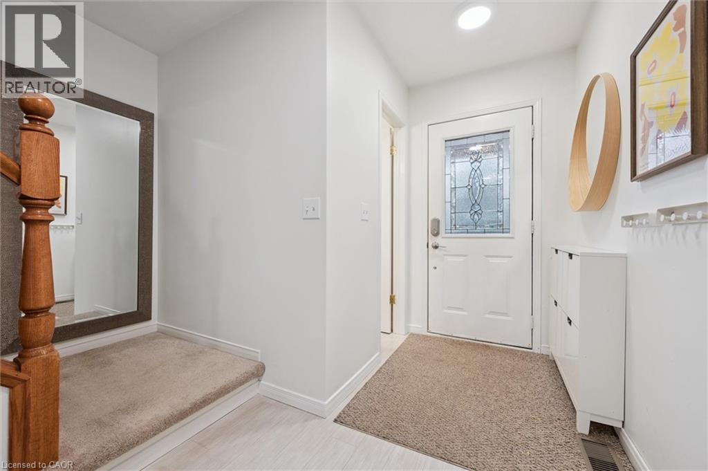 596 Canso Place, Waterloo, Ontario N2K 3Z6 - Photo 6 - 40787998