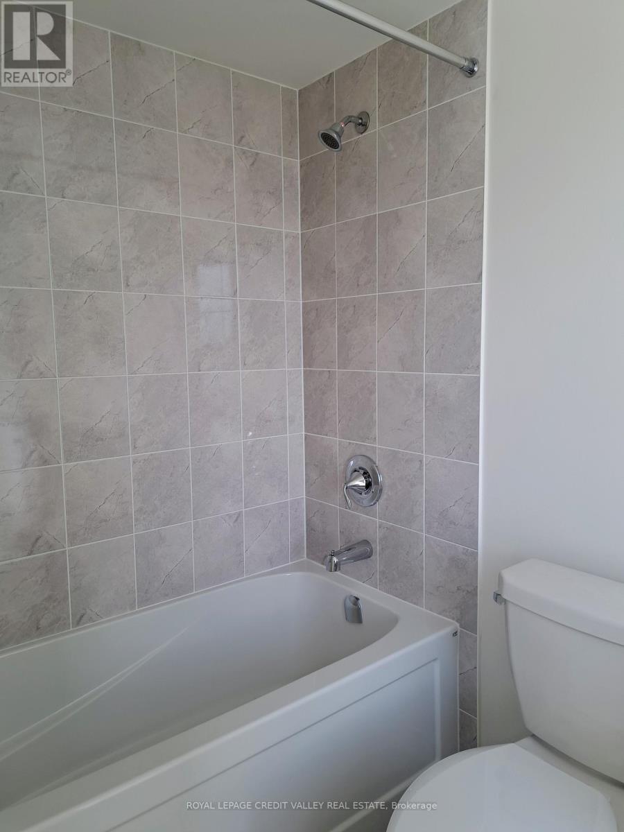 27 Henderson Street, Essa, Ontario  L3W 0A9 - Photo 19 - N12407004