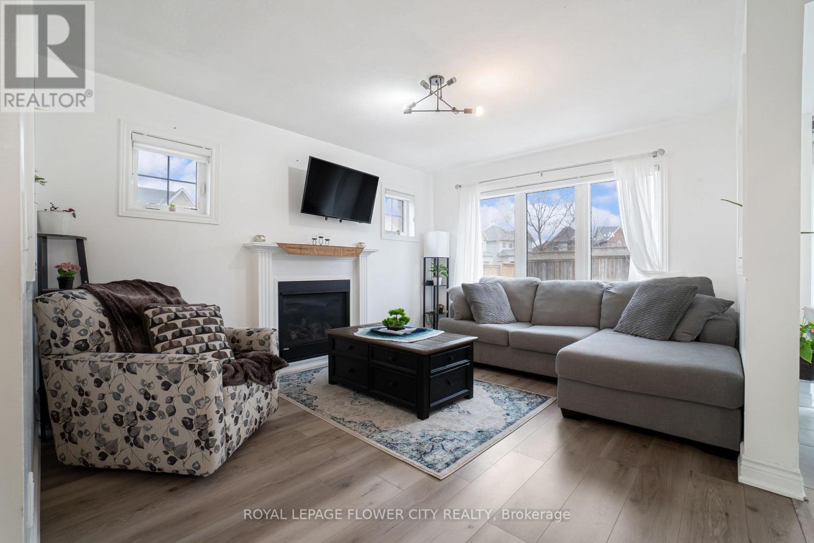 244 Palmer Lane, Woodstock, Ontario N4T 0G5 - Photo 11 - X12475439