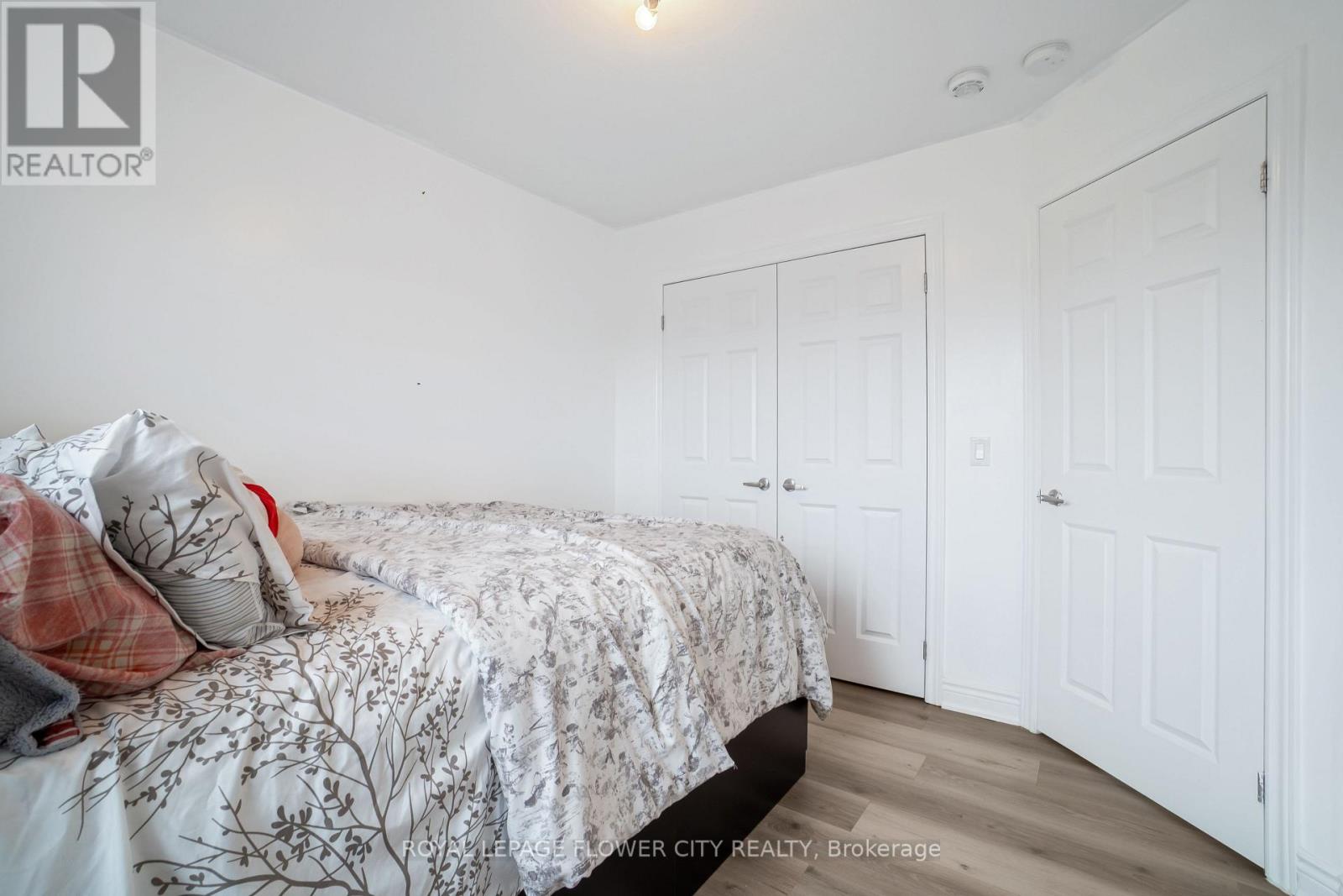 244 Palmer Lane, Woodstock, Ontario N4T 0G5 - Photo 34 - X12475439