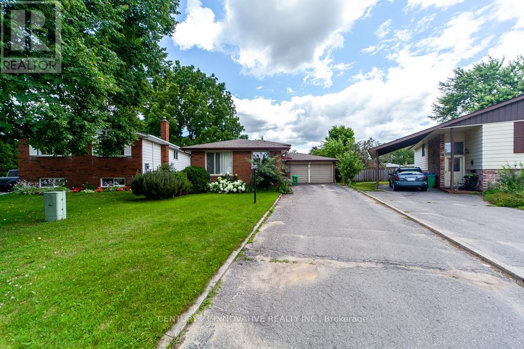 501 Barnes Crescent, Peterborough, Ontario  K9J 7Z2 - Photo 3 - X12555094