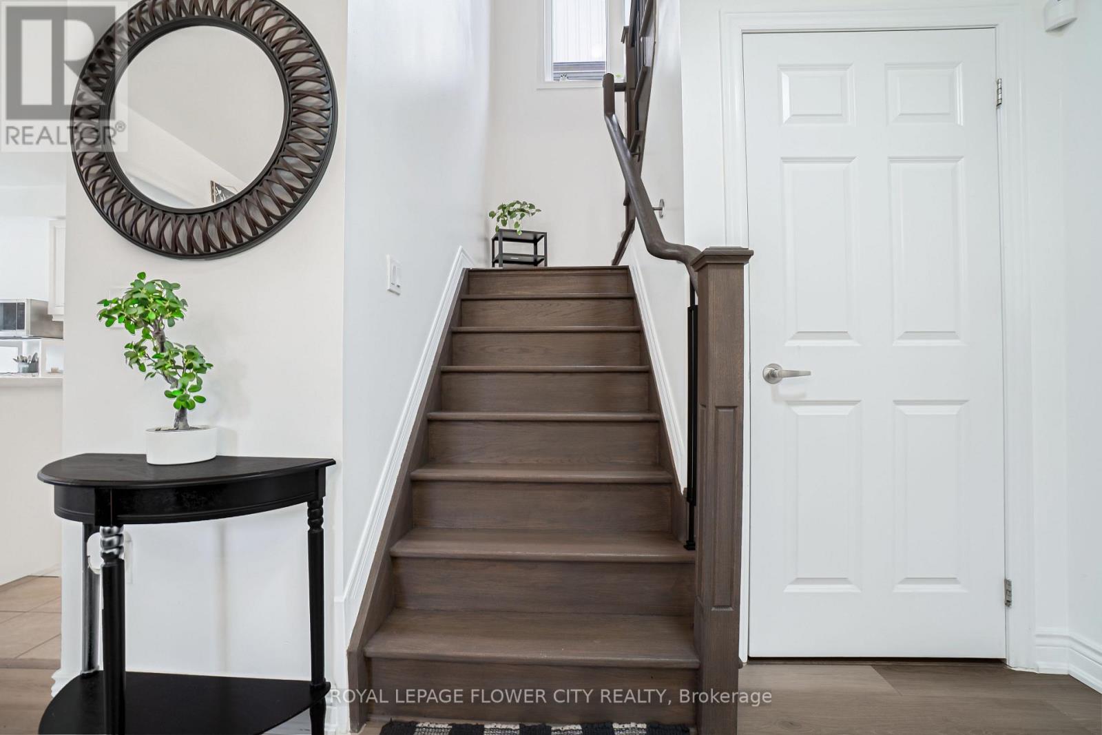 244 Palmer Lane, Woodstock, Ontario N4T 0G5 - Photo 20 - X12475439