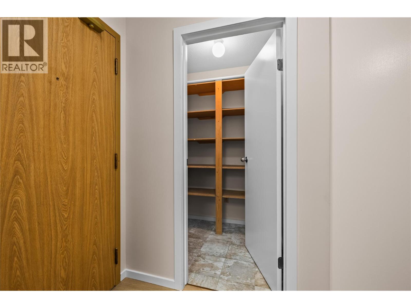 3180 De Montreuil Court Unit# 111, Kelowna, British Columbia V1W 3W4 - Photo 11 - 10369260