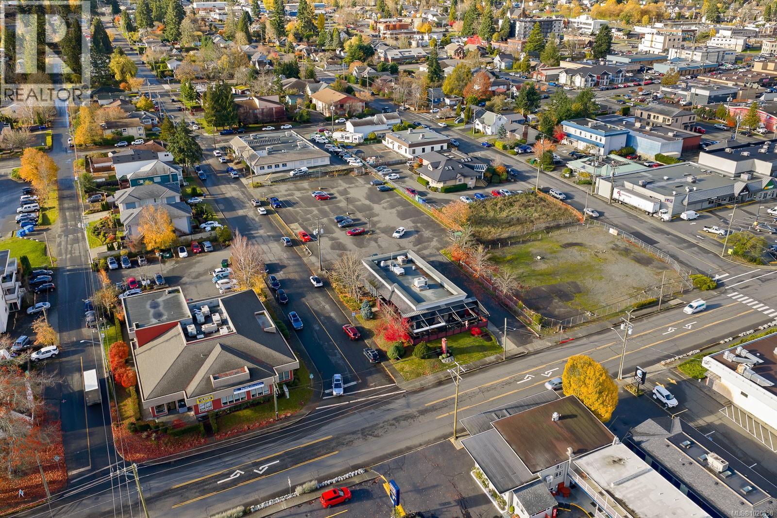 1175 Cliffe Ave, Courtenay, British Columbia  V9N 2K2 - Photo 4 - 1020658