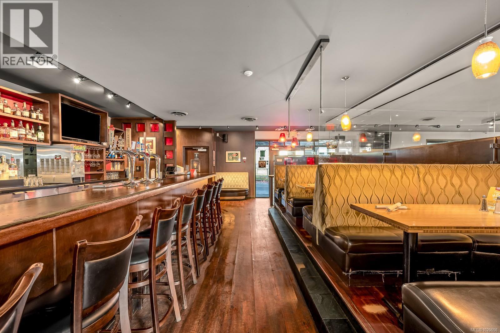 1175 Cliffe Ave, Courtenay, British Columbia  V9N 2K2 - Photo 8 - 1020658